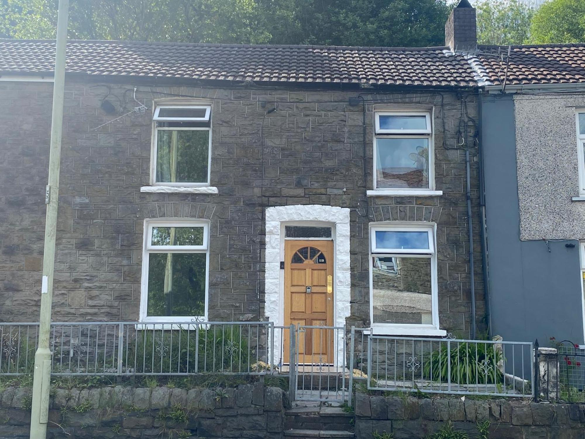 Mountain View Two Bedroom Llwynypia Exterior photo